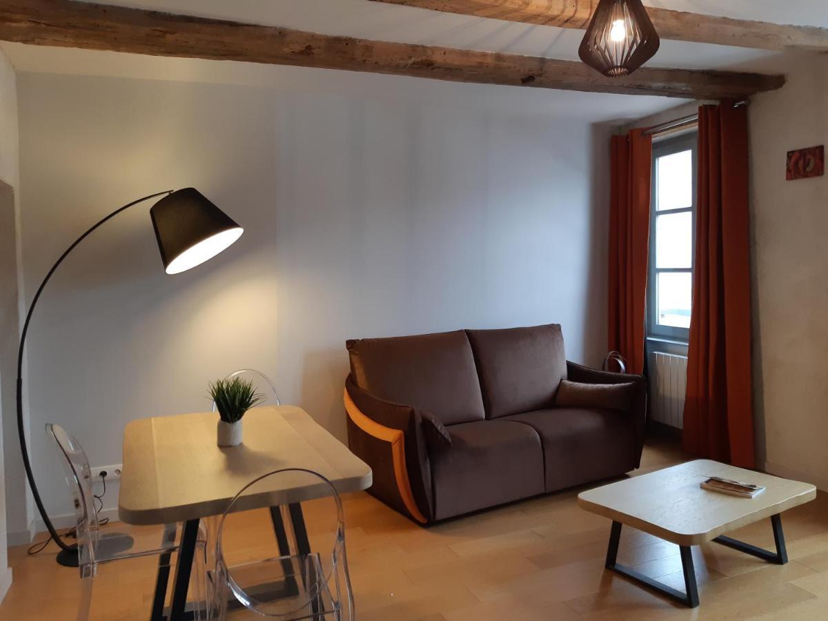 Appartement A-Mi-Chemin - Centre-ville de Tournus Extérieur photo
