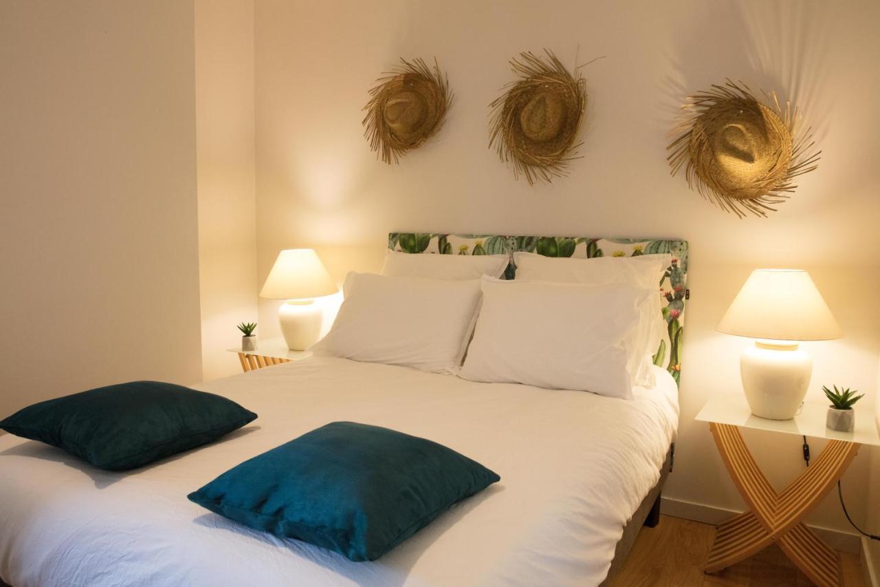 Appartement A-Mi-Chemin - Centre-ville de Tournus Extérieur photo