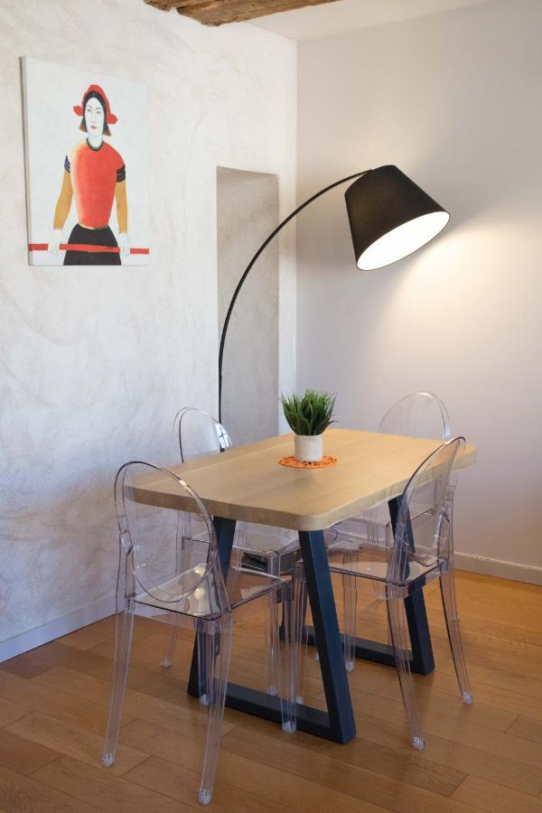 Appartement A-Mi-Chemin - Centre-ville de Tournus Extérieur photo